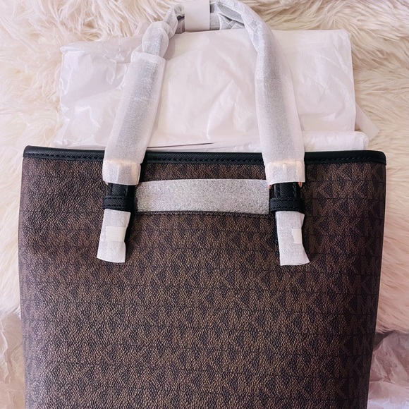 NWT Michael Kors Jet Set Travel Extra-Small Logo Top-Zip Tote Bag - Picture 6 of 7